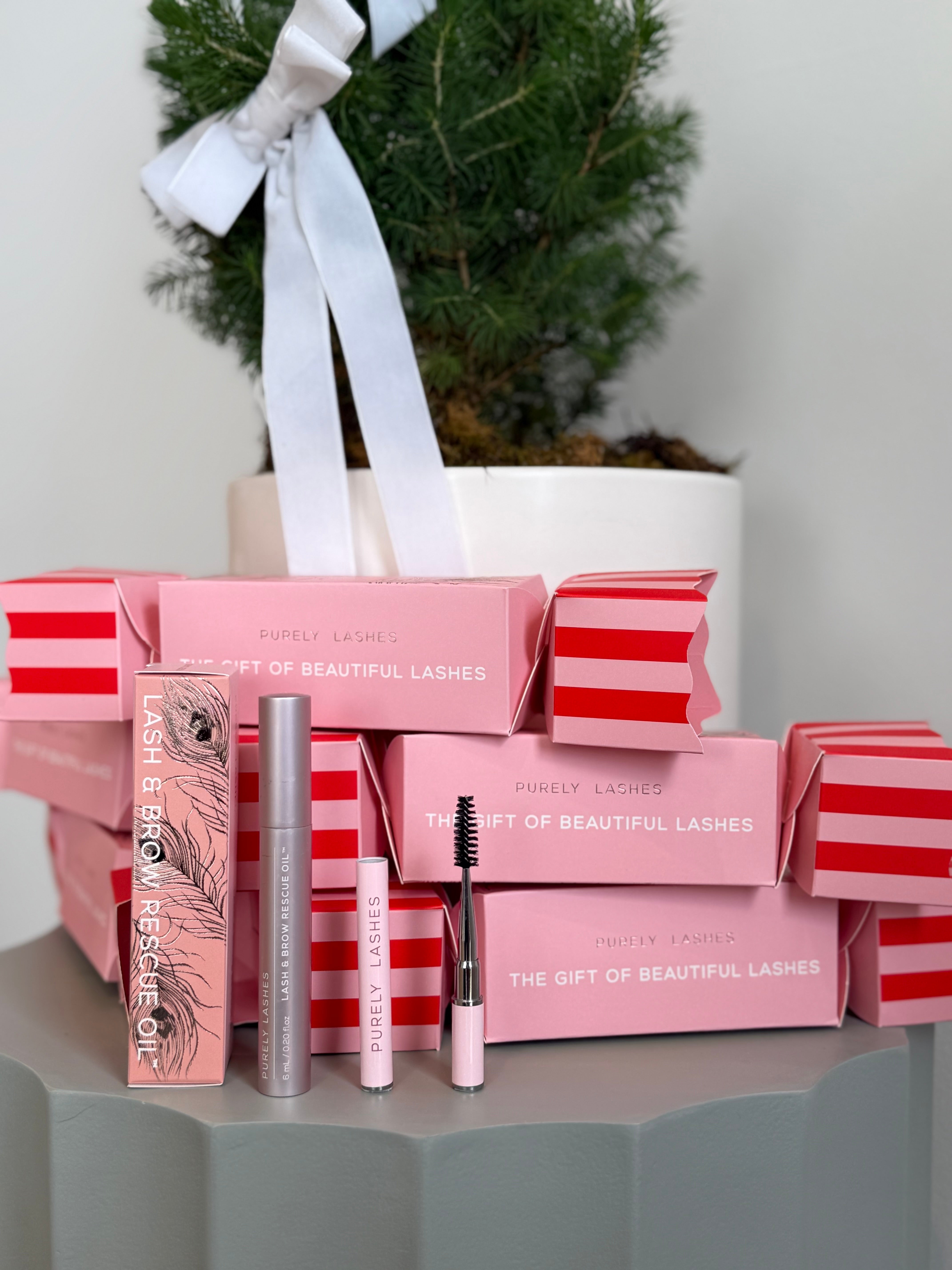 ✨Pre Order✨ 6 Christmas Bonbons 🎄 includes Lash & Brow Rescue Oil & Free Travel Lash Brush