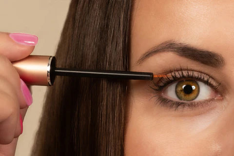 How to Get Longer, Fuller Eyelashes: Expert Advice and Care Tips